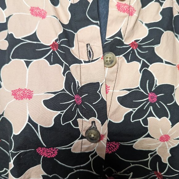 Who What Wear Floral Button Down Top - Picture 5 of 10